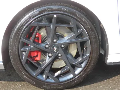 Hyundai Avante 2025, 14043 км, за 16706.75 USD