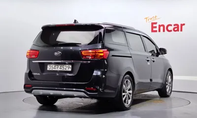 Kia Canival 2019, 165012 км, за 8130.62 USD