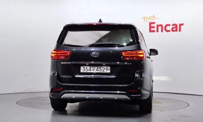 Kia Canival 2019, 165012 км, за 8130.62 USD
