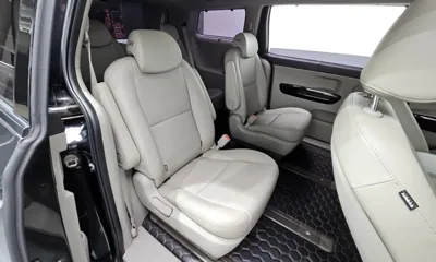 Kia Canival 2019, 165012 км, за 8074.04 USD - фото 19