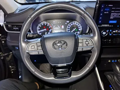 Toyota Highlander 2022, 23000 км, за 27780.51 USD - фото 8