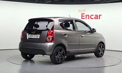 Kia Morning 2011, 118768 км, за 1426.06 USD