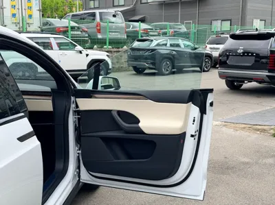 Tesla Model X 2026, 1200 км, за 74977.24 USD - фото 11