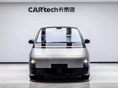 Li Auto Li MEGA 2025, 6400 км, за 68538.99 USD
