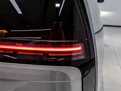 Li Auto Li MEGA 2025, 6400 км, за 68538.99 USD - фото 32