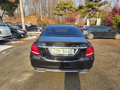 Mercedes-Benz C-Class 2017, 141255 км, за 8905.93 USD