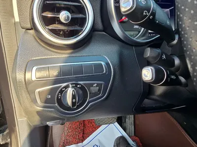 Mercedes-Benz C-Class 2017, 141255 км, за 8905.93 USD - фото 16