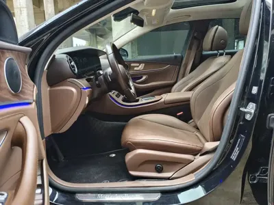 Mercedes-Benz E-Class New Energy 2022, 69000 км, за 30899.93 USD