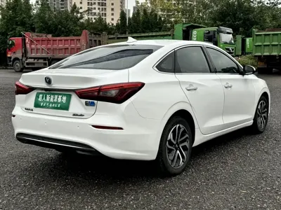 Changan Eado New Energy 2019, 200000 км, за 4102 USD