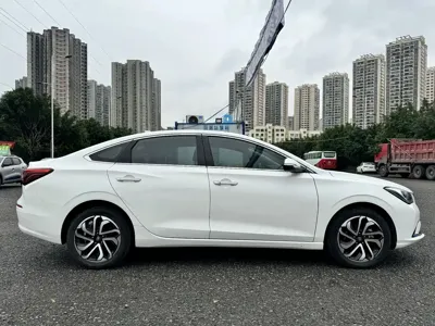Changan Eado New Energy 2019, 200000 км, за 4102 USD - фото 6