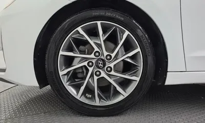 Hyundai Avante 2019, 153209 км, за 5513.98 USD