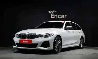 BMW 3-Series · 2022 год