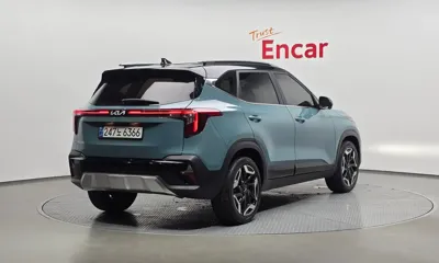 Kia Seltos 2024, 33522 км, за 15731.65 USD