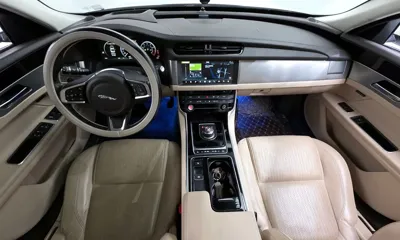 Jaguar XF 2018, 103773 км, за 6092.71 USD - фото 7
