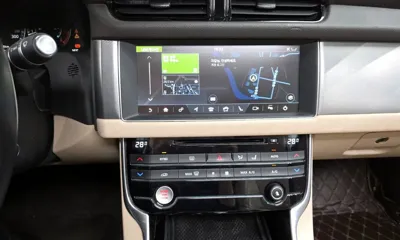 Jaguar XF 2018, 103773 км, за 6092.71 USD - фото 14
