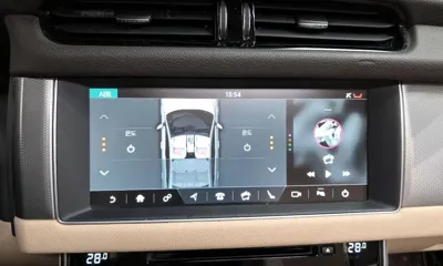 Jaguar XF 2018, 103773 км, за 6092.71 USD - фото 16