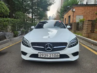 Mercedes-Benz C-Class · 2020 год