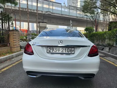 Mercedes-Benz C-Class 2020, 61224 км, за 13913.17 USD