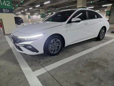 Hyundai Avante 2025, 5820 км, за 14866.2 USD