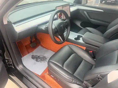 Tesla Model Y 2024, 70000 км, за 23917.69 USD
