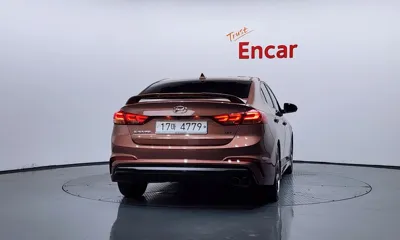 Hyundai Avante 2018, 91693 км, за 6837.27 USD