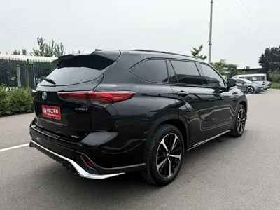 Toyota Crown Kluger 2023, 33000 км, за 28728.91 USD - фото 6