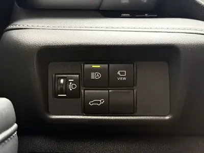 Toyota Crown Kluger 2023, 33000 км, за 28728.91 USD - фото 30