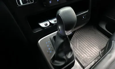 Hyundai Staria 2022, 46109 км, за 17641.23 USD - фото 9