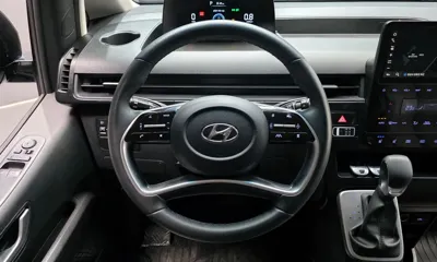 Hyundai Staria 2022, 46109 км, за 17641.23 USD - фото 13