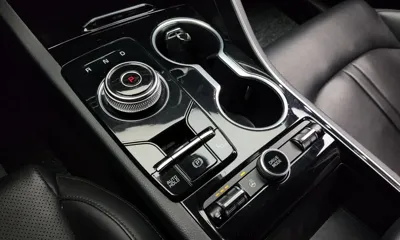 Kia K5 2022, 97940 км, за 11582.77 USD - фото 9