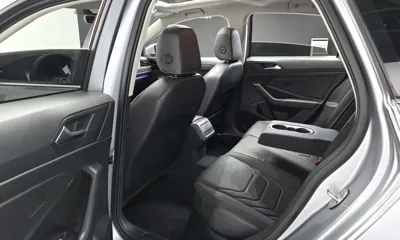 Volkswagen Jetta 2020, 60514 км, за 13121.96 USD - фото 12