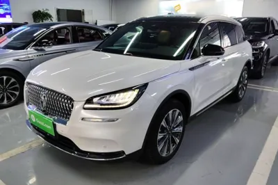 Lincoln Corsair · 2022 год