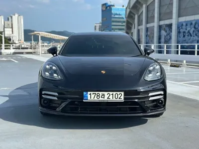 Porsche Panamera 2021, 54823 км, за 64077.6 USD