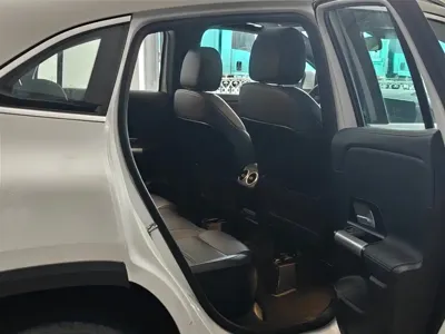 Mercedes-Benz GLA 2023, 44900 км, за 19338.56 USD - фото 14