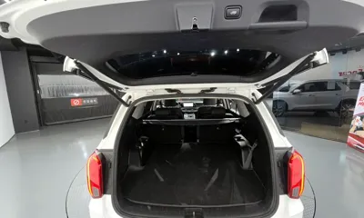 Hyundai Palisade 2022, 56591 км, за 17839.44 USD - фото 20