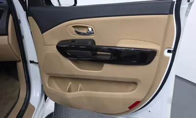 Kia Canival 2020, 62986 км, за 11356.18 USD - фото 25