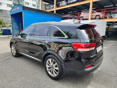 Kia Sorento 2016, 116000 км, за 8402.26 USD