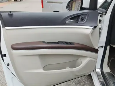 Buick GL8 2021, 128400 км, за 14881.6 USD - фото 7