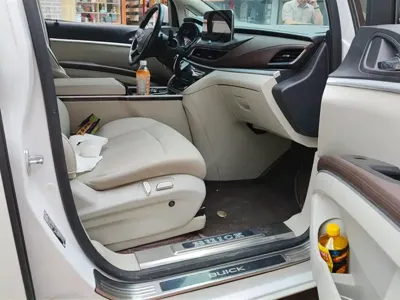 Buick GL8 2021, 128400 км, за 14881.6 USD - фото 8
