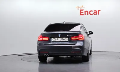 BMW 3-Series 2018, 107688 км, за 10213.38 USD