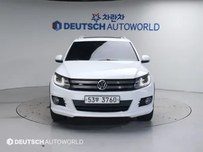 Volkswagen Tiguan 2015, 150218 км, за 8074.49 USD