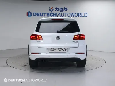 Volkswagen Tiguan 2015, 150218 км, за 8074.49 USD