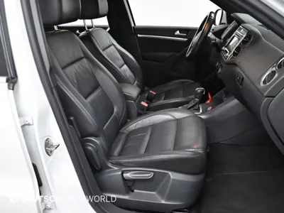 Volkswagen Tiguan 2015, 150218 км, за 8074.49 USD - фото 10