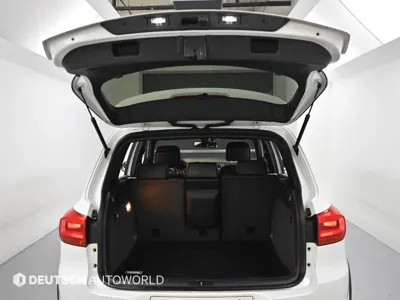 Volkswagen Tiguan 2015, 150218 км, за 8074.49 USD - фото 20