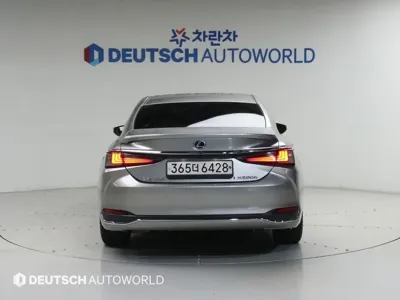 Lexus ES 2021, 35959 км, за 28554.55 USD