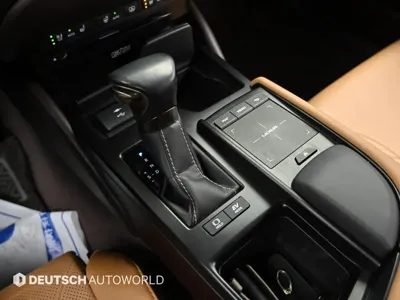 Lexus ES 2021, 35959 км, за 28554.55 USD - фото 9