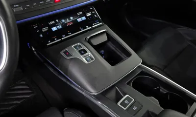 Hyundai Grandeur 2021, 58831 км, за 16865.27 USD - фото 9