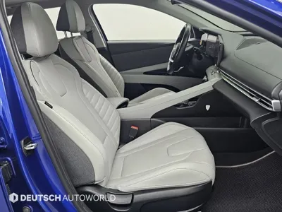 Hyundai Avante 2021, 30003 км, за 12945.63 USD - фото 10