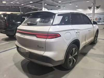 BYD Pro New Energy 2024, 60000 км, за 11741.97 USD