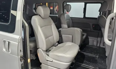 Hyundai Starex 2019, 72182 км, за 11487.46 USD - фото 12